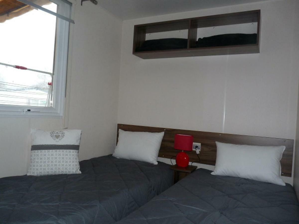 Gastes Mobile Home Ht De Gamme Climatise Dans Le Camping **** De La Reserve מראה חיצוני תמונה